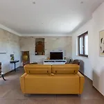 Villa Valle D'itria In *