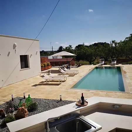 Villa Valle D'itria In *