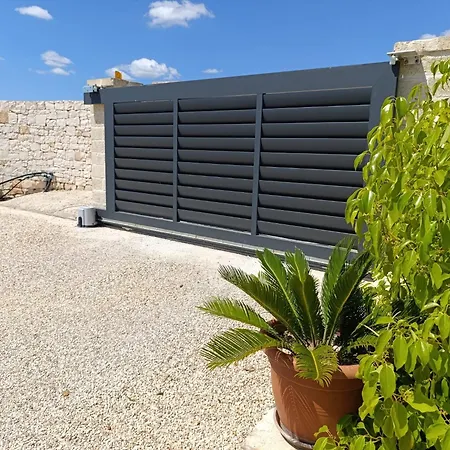 Villa Valle D'itria In *